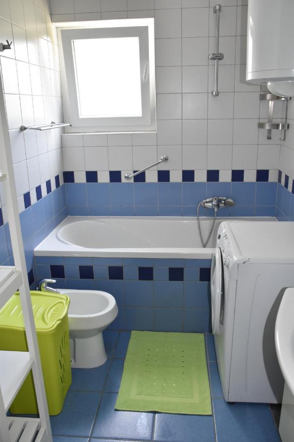 Apartamento Apartman Tina Poreč Exterior foto